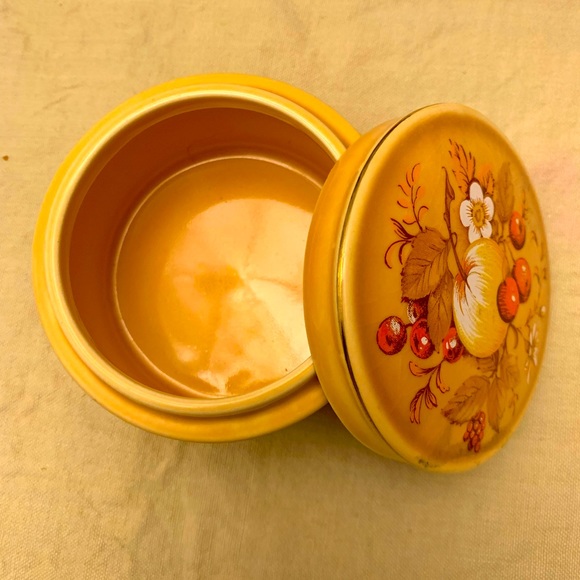 Sadler England Vintage Porcelain Gold Trinket box - Picture 3 of 5